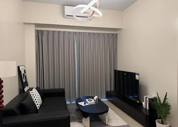 Spacious Modern 1br With Pool View Near Okada, Moa & Naia アパート *