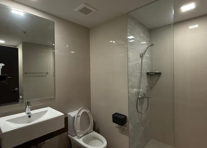 Spacious Modern 1br With Pool View Near Okada, Moa & Naia マニラ市