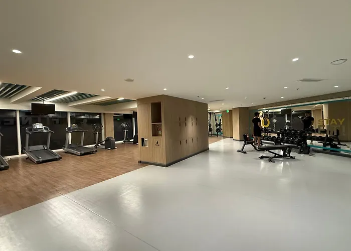 Spacious Modern 1br With Pool View Near Okada, Moa & Naia マニラ市